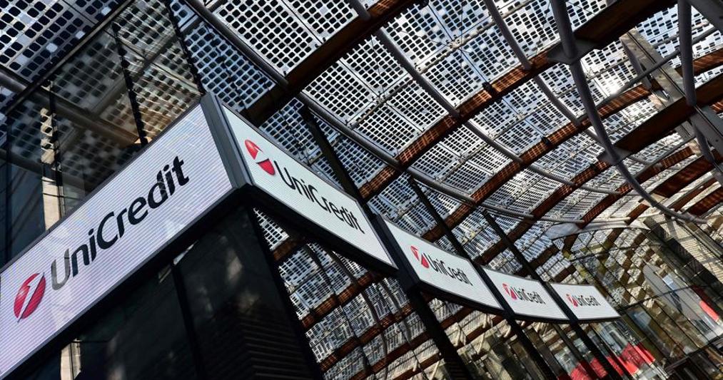 Continua la corsa di Unicredit all indomani del piano Orcel Il Sole 24 ORE